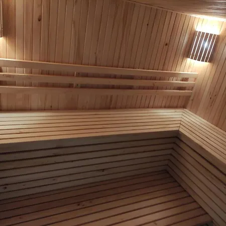 карпати анастасія * Skole